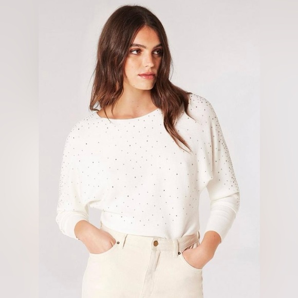 Apricot Stud Neckline Ribbed Batwing Jumper - Picture 3 of 7